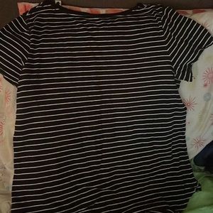 I’m selling a casual shirt from old navy. I’m broke and I need the money lol. $5
